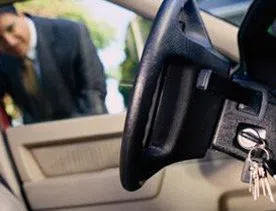 Security Locksmith Services Woodmere, NY 516-962-5752 - 19-Locked-keys-in-car