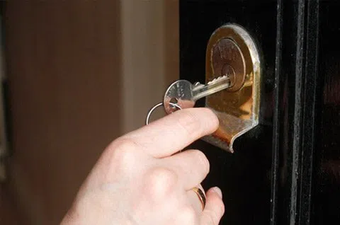 Security Locksmith Services Woodmere, NY 516-962-5752 - 7-Door-Unlock